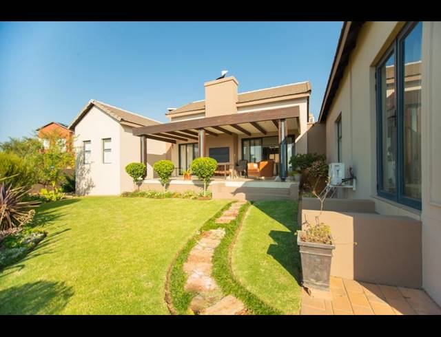 3 BEDROOM HOUSE FOR SALE IN COPPERLEAF ESTATE